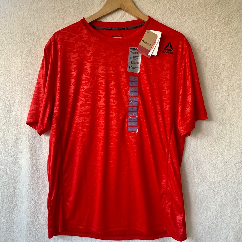 🆕NWT Reebok relaxed fit soft knit T- shirt